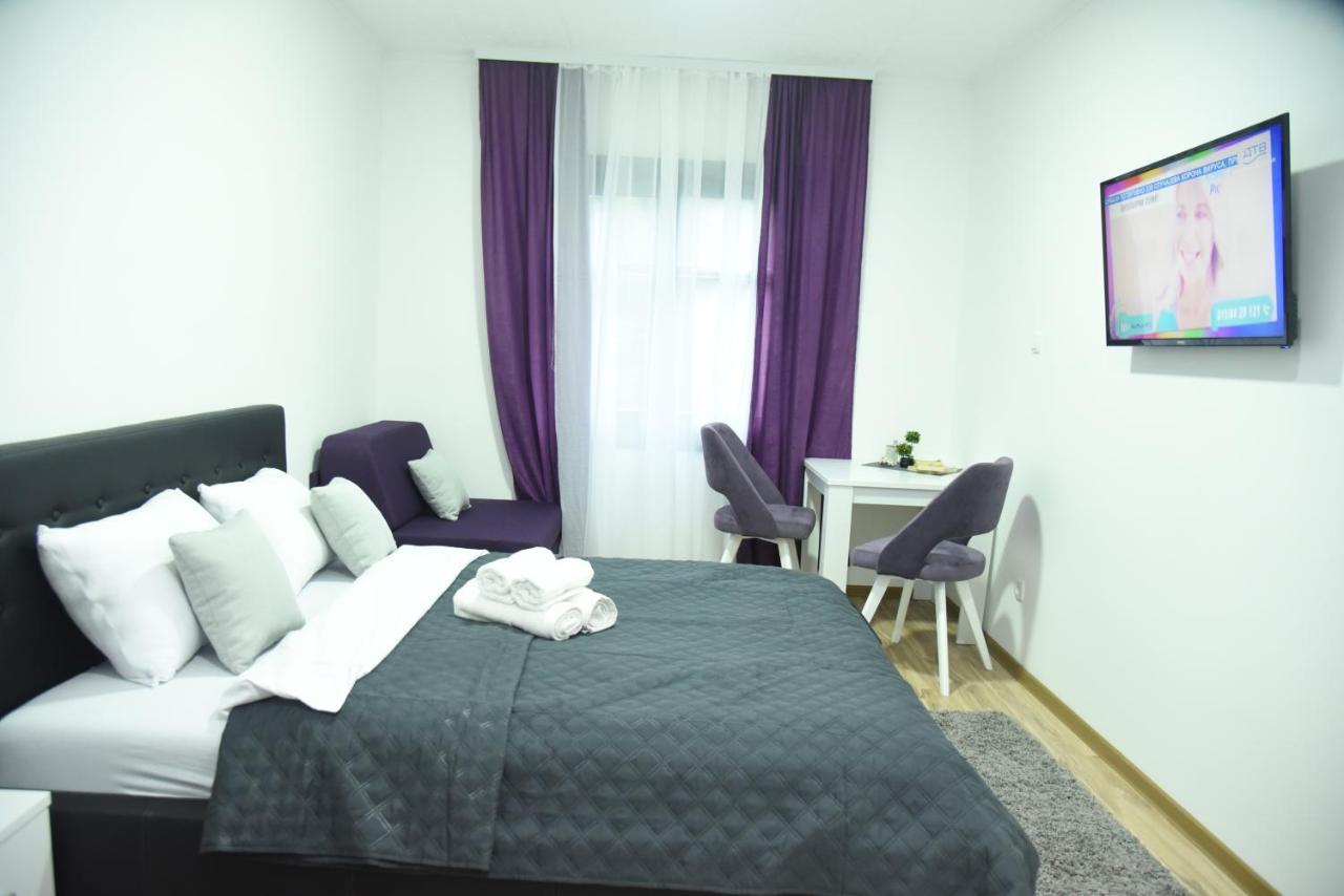 مبيت وإفطار Restoran,,Vuk,, Trsic المظهر الخارجي الصورة