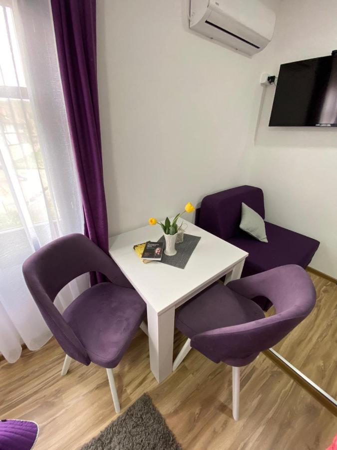 مبيت وإفطار Restoran,,Vuk,, Trsic المظهر الخارجي الصورة